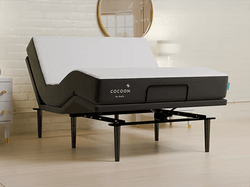 Cocoon mattress on an adjustable base